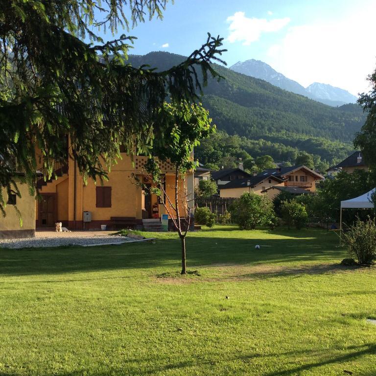 La Maison De Chantal Фенис Экстерьер фото
